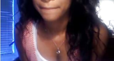 Mršavi junica ejakulira sandra afrika pornici od masturbacije u spavaćoj sobi