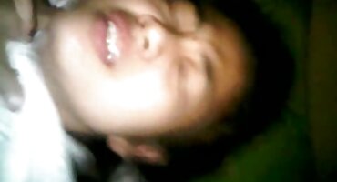 Jok bušenih mama s dugom glatkom štapom privatni pornići