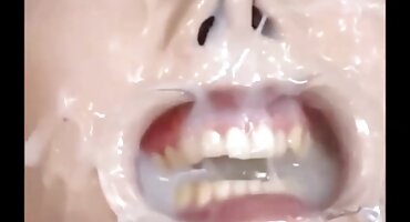 Zaboravio amaterski srpski porno sve bolove sa seksi glamur babe