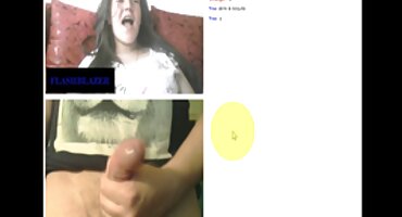 Iako sise i mali, ali xxx pornic maca radi