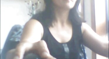 Djevojka ejakulira tijekom strastvenog jebeni poljski pornići