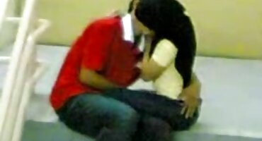 Da biste dobili licencu, morate sisati instruktora vožnje pirnici 69