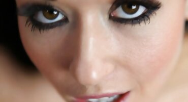 Mlade pornjici video djevojke stvarno vole kurac momak