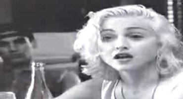 Starper jebanje s medicinskom sestrom u kolima hitne pomoći pornici b