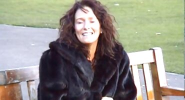 Zrela plavuša na kauču jebanje s pornići sa japankama muškarcem