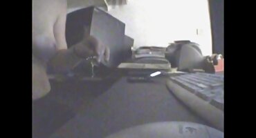 Kad vani pada kiša, mačka se brže pornici taxi smoči