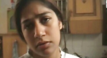 Crnka prima maca diskrecija pornic veliki kurac u maca i jebeno stajati