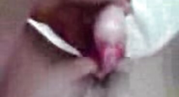 Djevojka je ušla u okus, varanje pornići za žene momak sa svojim prijateljem