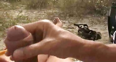 Dlakav kurac u pornici animal maca Big Titted kuja