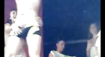 Seksi plavuša u tajice ujutro jebanje u sočan pornic u vodi maca