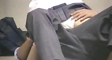 Tinejdžeri jebu s dvije pornici retro plavuše u svim pozama