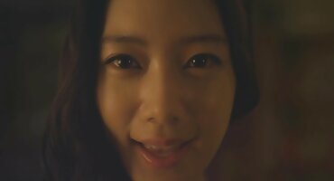 - umetanje + djevojke