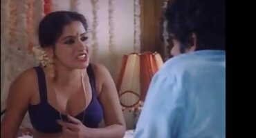 Studentica u naočalama jebanje domaći porno film dobro s drugima